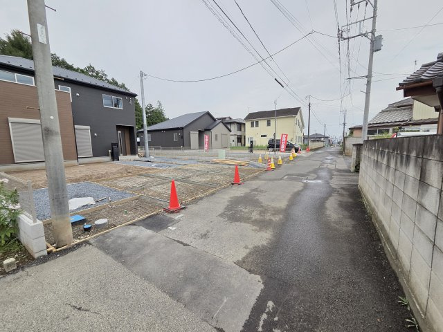 新築　桐生市相生町2丁目01期　1号棟　LIGNAGEの前面道路含む現地写真|現地写真　南西側前面道路幅員約4.0ｍ