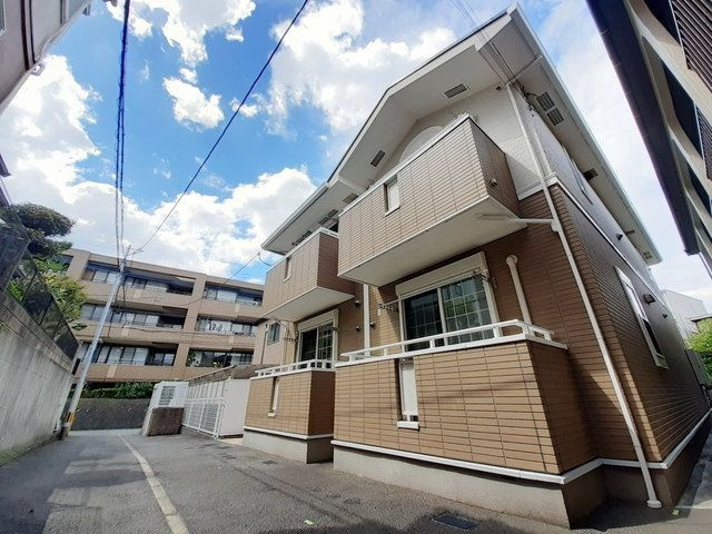 シャルマン　フル－ルの外観