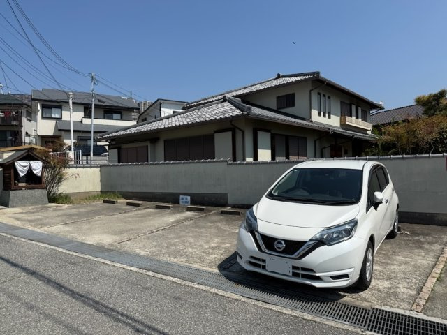 川面6丁目16駐車場の外観