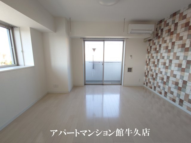 DJひたち野Ⅲの居間・リビング