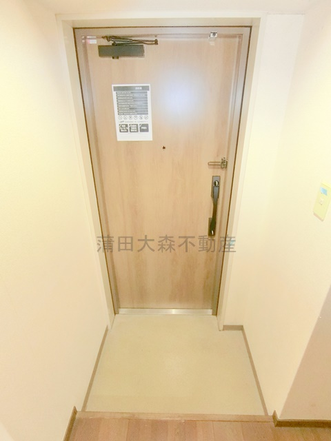 ブルーノコート蒲田の玄関