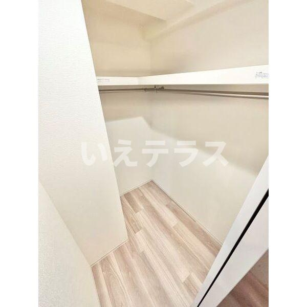 セレニテ神戸駅前アリエの収納