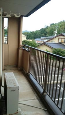 【バルコニー】 | プラティークリブ | 開放的で明るい空間を演出してくれるバルコニーです