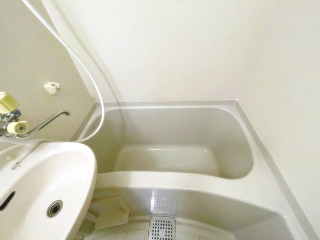 エクセルコート中山の浴室|ゆったり過ごせるお風呂です