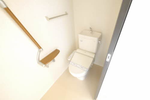 アルルガーデンのトイレ|※同タイプの部屋写真です