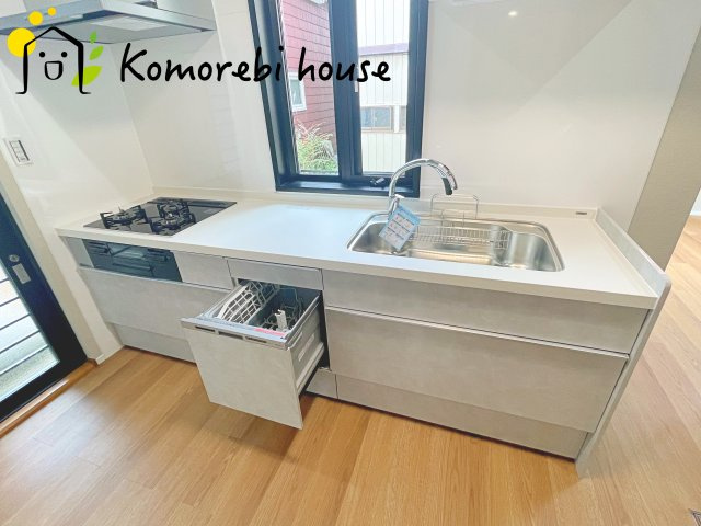 さいたま市見沼区東大宮1丁目　中古戸建のキッチン|コンパクトなキッチンで掃除もラクラク