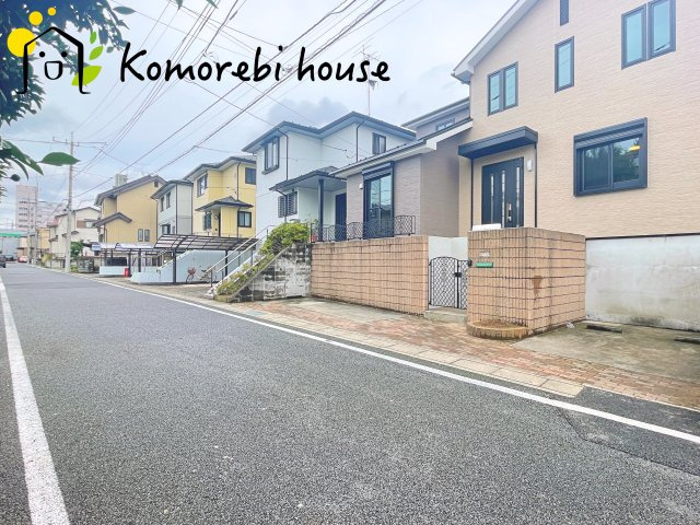 さいたま市見沼区東大宮1丁目　中古戸建の前面道路含む現地写真|前面道路含む現地写真です