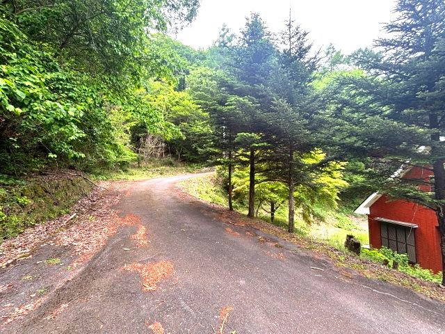 【前面道路含む現地写真】 | 北佐久郡御代田町大字豊昇字上田ノ入　中古戸建