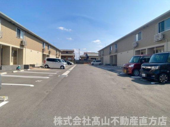Droomたかむら　A棟の駐車場