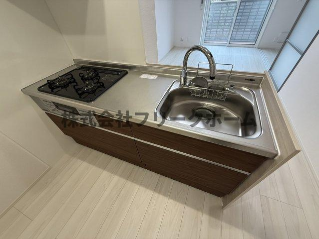 小金井市前原町２丁目のアパートのキッチン