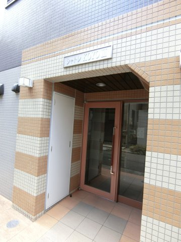 シャトレKOYOⅢのエントランス