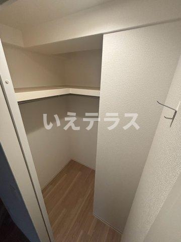 セレニテ神戸駅前アリエの収納