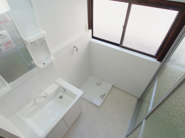 熊野戸建ての洗面所
