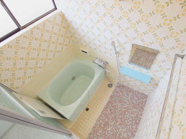 熊野戸建ての浴室