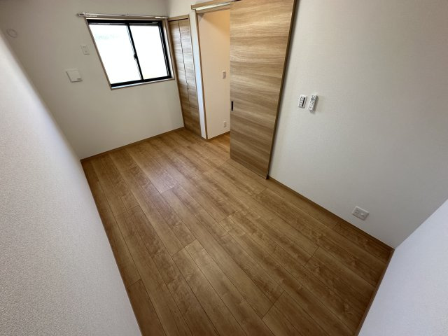 【洋室】