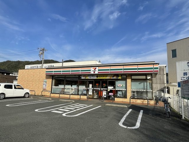 レオパレスカルムの周辺