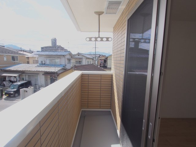 ノーブル川内V番館のバルコニー