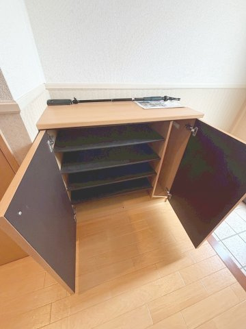 光明町シティハイツの収納