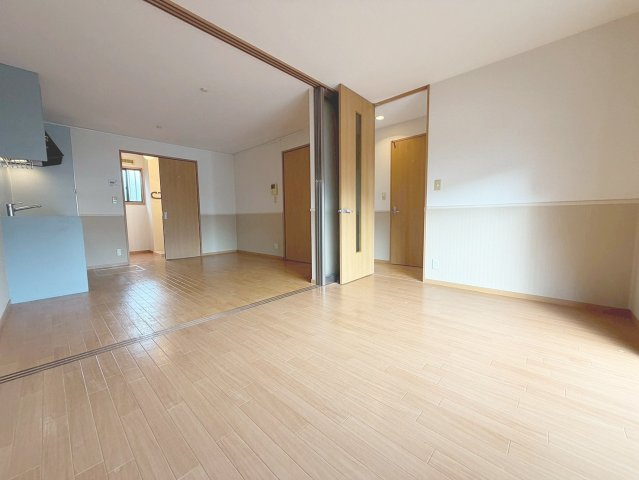 光明町シティハイツの内装