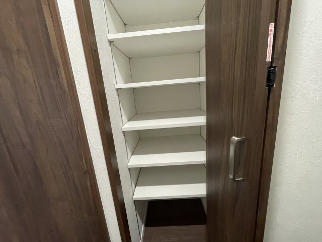 三愛シティライフ箱崎Ⅱの収納|玄関シューズボックス