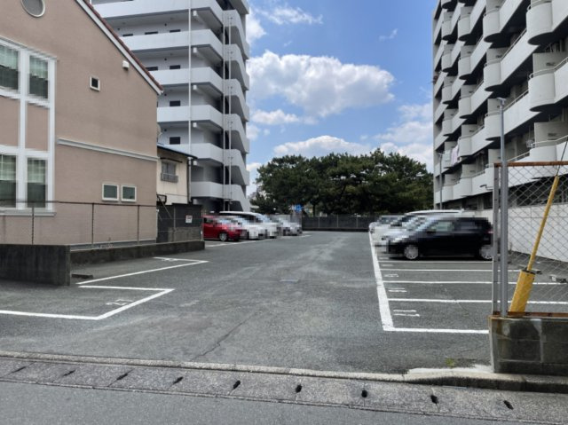三愛シティライフ箱崎Ⅱの駐車場