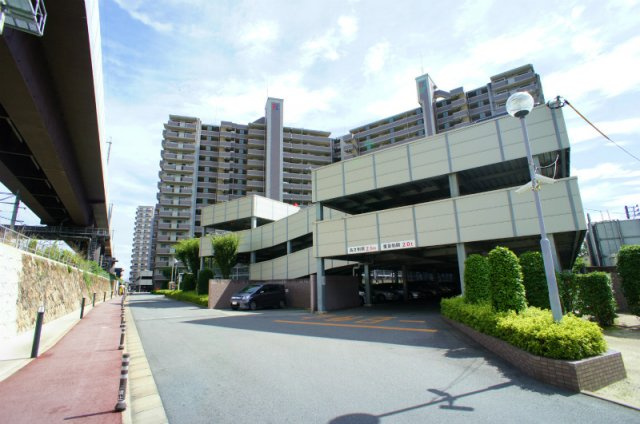 久留米市荘島町の賃貸マンションの駐車場|駐車場があります