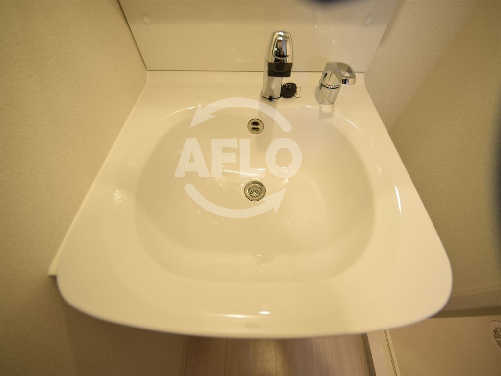 プレサンス難波インフィニティの独立洗面台|プレサンス難波インフィニティ　独立洗面台