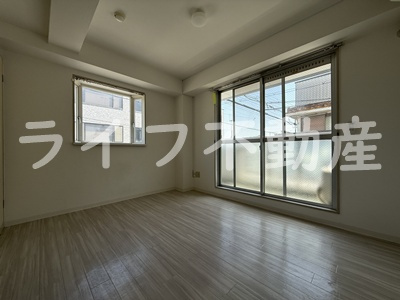 カレッジ鴻池の居間・リビング