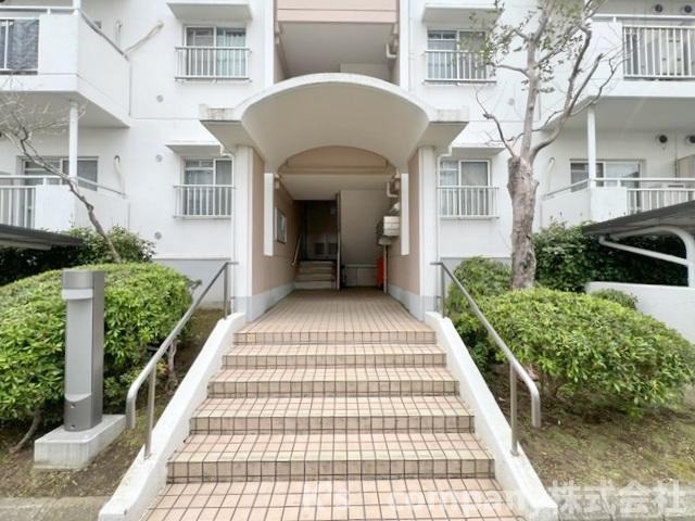 茅ヶ崎市香川1丁目　ライトタウン茅ヶ崎4号棟|住戸の入り口☆