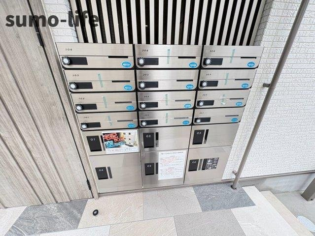 クリエオーレ北伊丹のエントランス