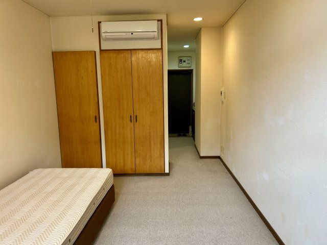 プチモンド熱海の内装|ワンルームのコンパクトなお部屋です。