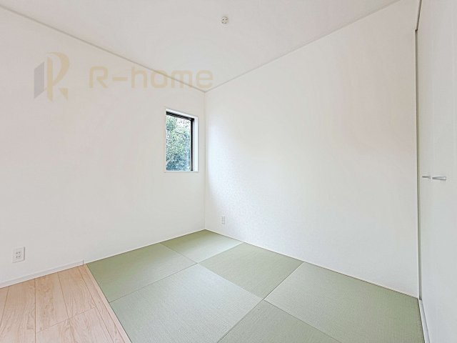 古河市大山第8　新築戸建て　2号棟のその他|リビングに隣接する3帖の畳コーナー！キッズコーナーや家族のくつろぎスペースに♪