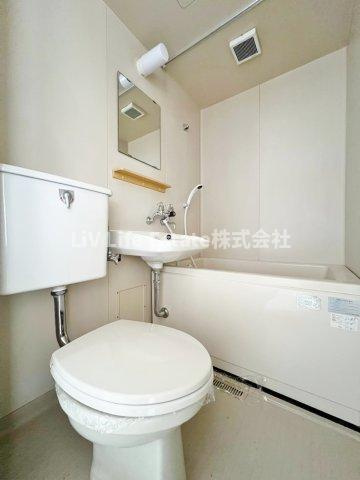 金子屋ビルの浴室