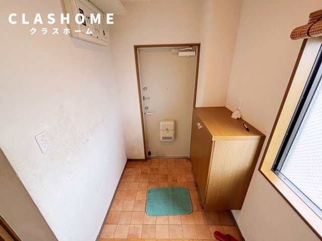 エンリービルの玄関