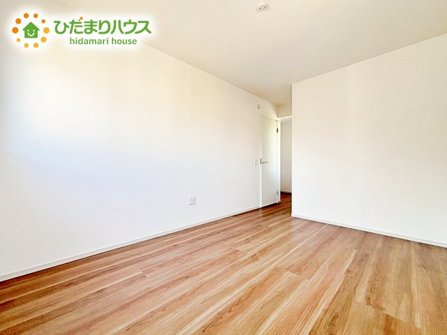 【洋室】 | ひたちなか市高場6期　新築戸建　1号棟 | シンプルな内観ですのでさまざまなインテリアスタイルを楽しめます。