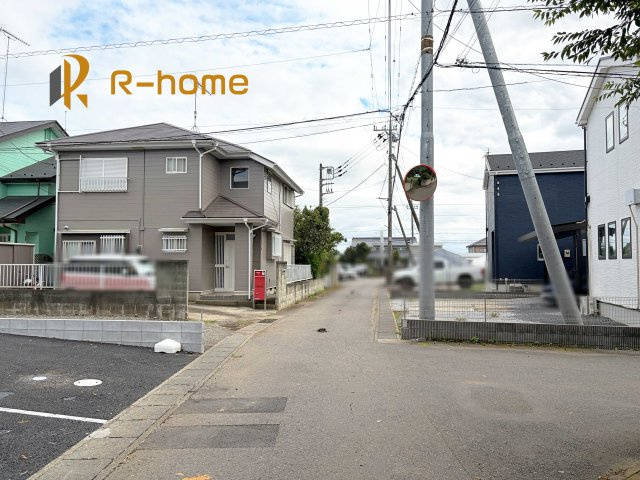 古河市大山第8　新築戸建て　3号棟の前面道路含む現地写真|周辺環境も併せて案内致します♪
閑静な住宅地で笑顔あふれる新生活！
ぜひ現地へお越しください♪