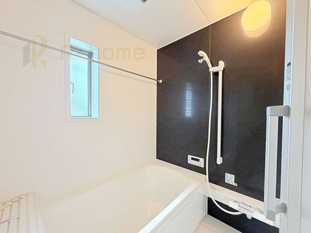 古河市大山第8　新築戸建て　3号棟の浴室|1日の疲れをゆったり癒せる1坪タイプ♪浴室乾燥暖房機で快適な入浴タイムが過ごせます♪