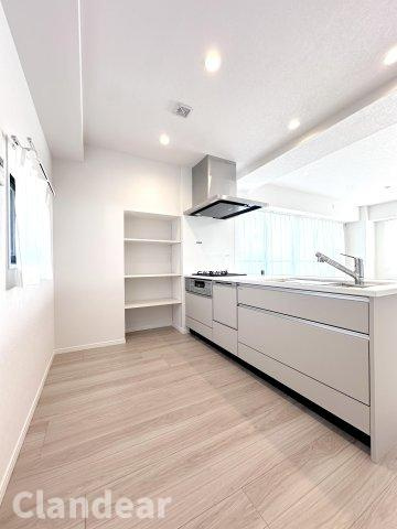 マック梅島コートのキッチン|ドキドキの新生活も、安心してスタート。ぴったりの住まいを見つけませんか？クランディアが一緒に住まい選びをサポートします‼　まずは、お気軽にお問合せください　＃クランディア