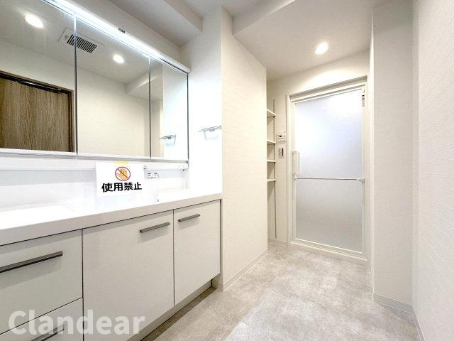 マック梅島コートの独立洗面台|ドキドキの新生活も、安心してスタート。ぴったりの住まいを見つけませんか？クランディアが一緒に住まい選びをサポートします‼　まずは、お気軽にお問合せください　＃クランディア