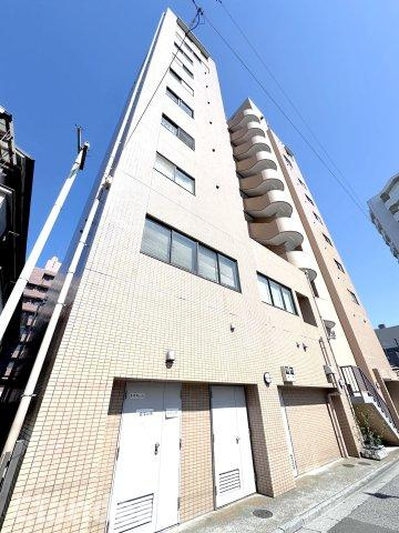 マック梅島コートの外観|ドキドキの新生活も、安心してスタート。ぴったりの住まいを見つけませんか？クランディアが一緒に住まい選びをサポートします‼　まずは、お気軽にお問合せください　＃クランディア