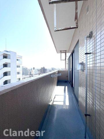 マック梅島コートのバルコニー|ドキドキの新生活も、安心してスタート。ぴったりの住まいを見つけませんか？クランディアが一緒に住まい選びをサポートします‼　まずは、お気軽にお問合せください　＃クランディア