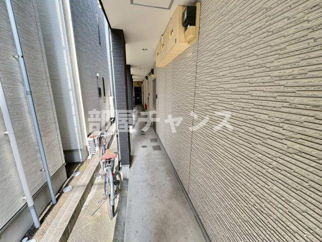 ヒルズ黒川のエントランス