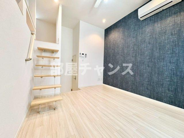 ヒルズ黒川の居間・リビング