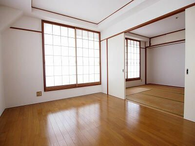 ハイム９９の居間・リビング