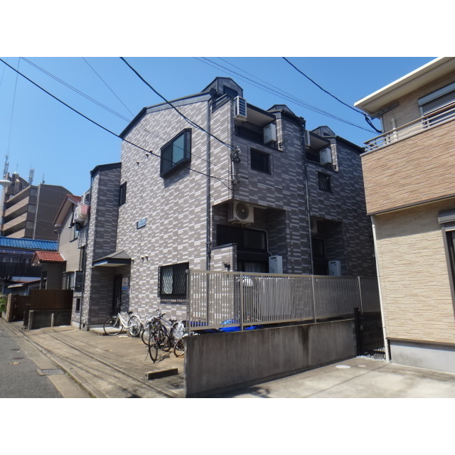 福岡市中央区地行４丁目のアパート