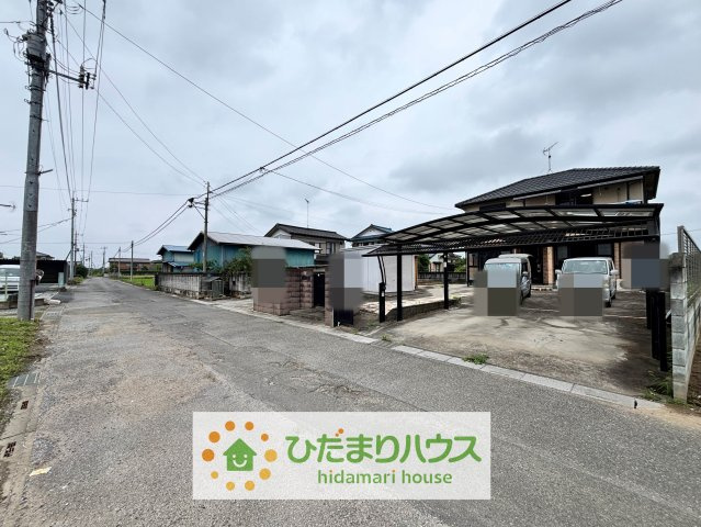 加須市芋茎　中古一戸建ての前面道路含む現地写真|26/07/04　撮影