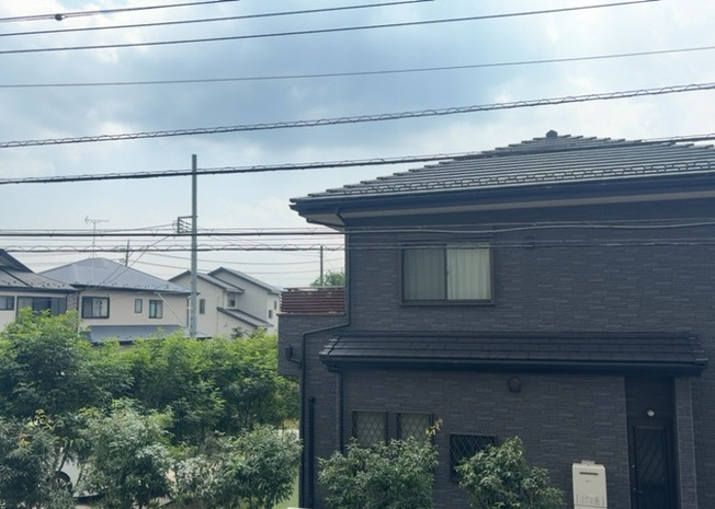 【展望】 | レヴィールファミリア上溝 | 眺望の良さを楽しめるダイニングキッチンで家族団らんの時間を過ごしてはいかがでしょうか。バルコニーから見える景色を家族で眺める時間は、時間が経つのを忘れてしまいそうですね。是非、現地を見に行きましょう！