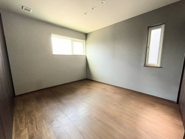 【洋室】 | 中原4丁目中古戸建 | 全室空調システムの為、各部屋のエアコンは不要です。