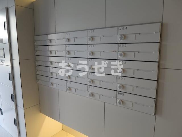イアース横濱赤門町のその他共用部分|宅配ボックス 