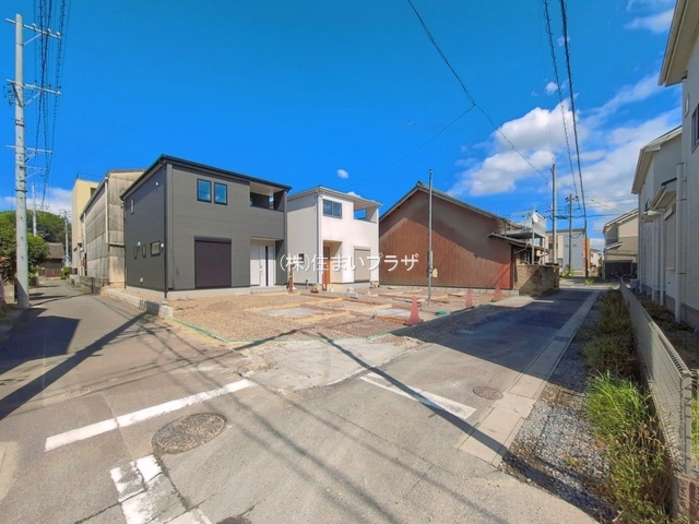 新築戸建て・仲介手数料無料）一宮市小信中島第５・２号棟の前面道路含む現地写真